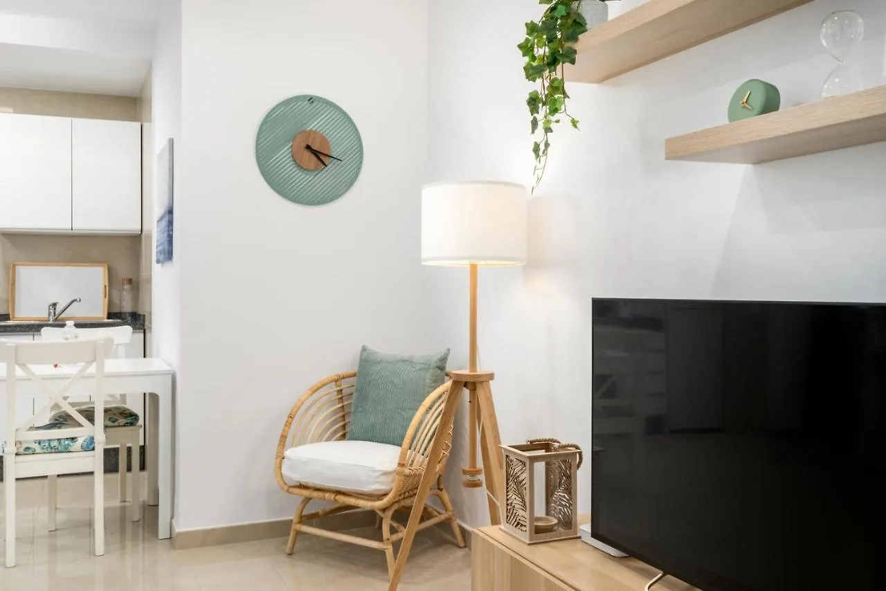 Apartment Ohana Beachfront Malagueta Malaga Spain
